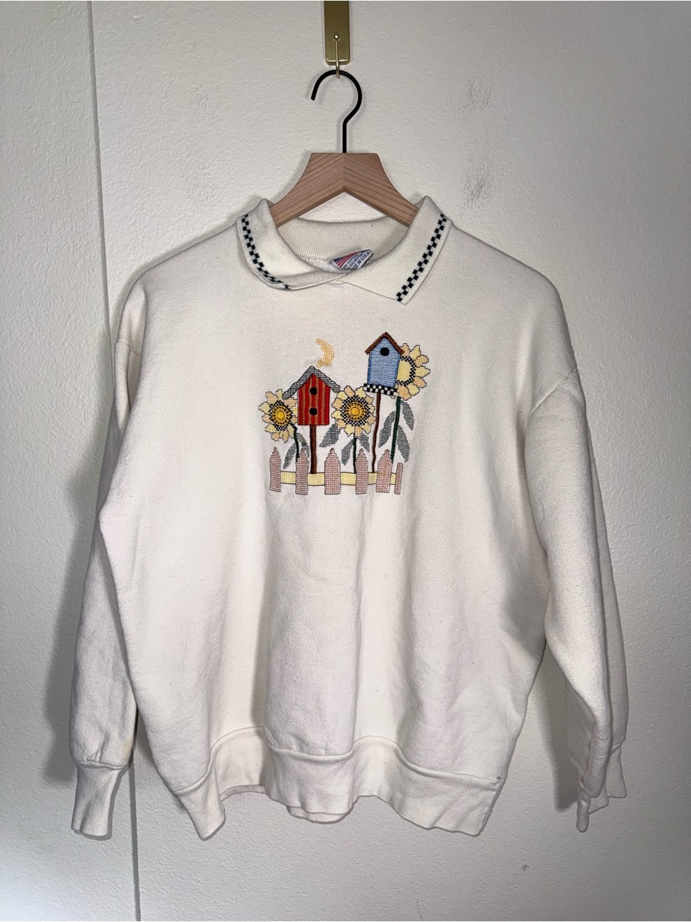 VINTAGE GLORIA cottagecore coastal grandma embroidered birdhouse sweatshirt XL